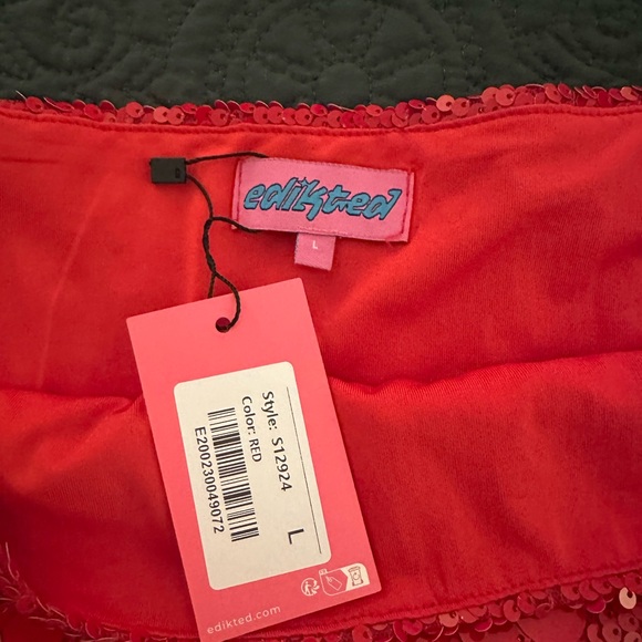 Edikted Sabina Low-Rise Sequin Mini Skirt - Picture 2 of 4